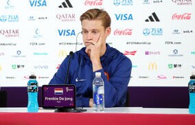 F・デ・ヨングが今夏の移籍話をシャットアウト　「僕はW杯中」