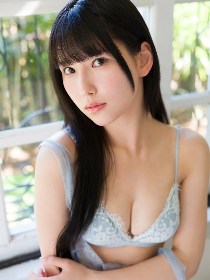 #2i2・森嶋あんり、豊富な衣裳で魅せる1st写真集 先行カット公開 2026年3月4日発売 5枚目