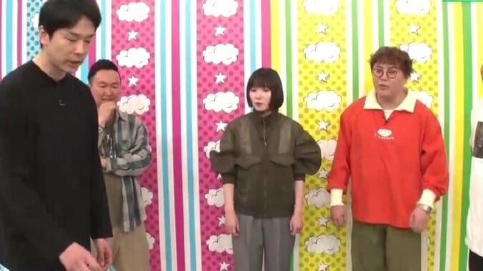 かまいたち濱家、可愛すぎる松岡茉優の仕草に撃沈「今のは…」「マネージャーみたい」 5枚目