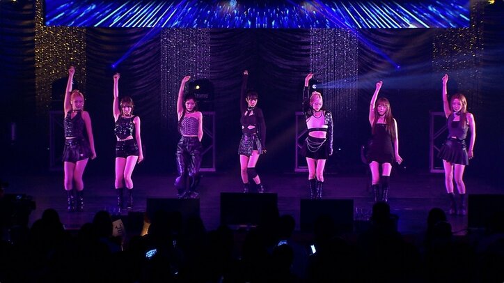 『QUEENDOM PUZZLE』から誕生！実力派メンバー揃いのガールズグループ・EL7Z UP、初日本公演でキュートな素顔と圧倒的パフォーマンス披露