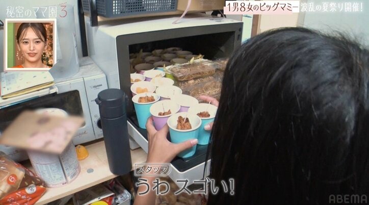 【写真・画像】"1男8女の大家族"2キロの唐揚げ、7玉の焼きそば…「屋台じゃん！」11品・12人前の屋台料理に驚きの声「一瞬でなくなる！」「美味しそう！」　2枚目