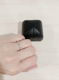 小林麻耶さん、結婚指輪をつけた手を披露「サイズは、バッチリ」