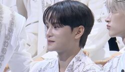 K-POP初のインドネシア出身アイドル、母国で驚異的な人気！完璧なビジュアルに会場ざわつく