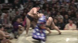 大関・高安、横綱・鶴竜下し11勝目　鶴竜は10連勝から4連敗…鳴戸親方「来場所楽しみ」