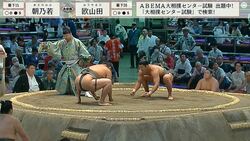 「背中のくぼみ見える力士珍しない？」“バキバキボディ”の鍛え抜かれた体に視線集中「ソップすぎる」