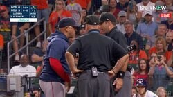 ついにブチギレた！判定に怒り爆発のレッドソックス指揮官が鬼の形相で球審に詰め寄る決定的瞬間　今季4度目の退場…