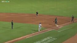 大谷翔平、珍ヒットでも忘れぬ“配慮”…折れたバットが襲った敵守備への気遣いにファン反応「守備側は怖かったやろな」