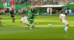 オレがいってやる！ 堂安律、"狙い通り"の左足弾は「ゴールの匂いがした」 パスが来た瞬間に見えた… “確信ゴラッソ”が美しすぎる