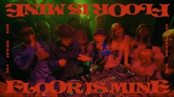 Skaaiが、BIMをフィーチャーしたニューシングル”FLOOR IS MINE”のミュージックビデオを公開。 監督は、映像ディレクターのMESS。