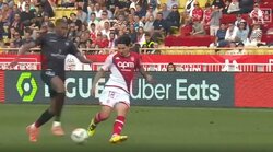 「モナ王のお恵み」南野拓実  ‟最高のトラップ” からのスルーパスでダメ押しの4得点目をアシスト! 完璧すぎる‟ツータッチ”でゴールをプレゼントした瞬間