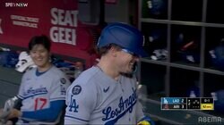 ド軍伏兵が特大弾も大谷翔平、切り替えが早すぎる！？ ベンチで「ソワソワ」→キケと「ニコリ」直後に“冷静すぎる”一部始終
