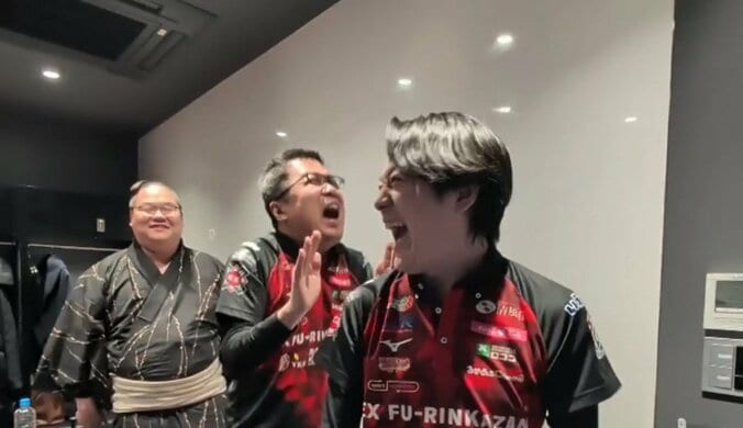 悶絶する永井孝典