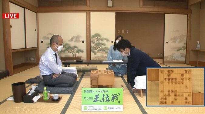 渡辺明名人VS藤森哲也五段 注目の戦型は「三間飛車」に／将棋・王位戦予選 1枚目