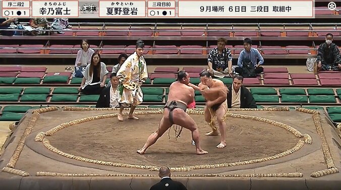 豪快に張り返した幸乃富士