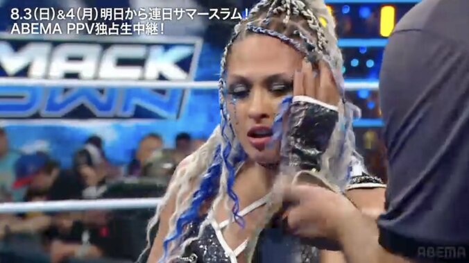 試合に勝利したジュリアの“悪い顔”