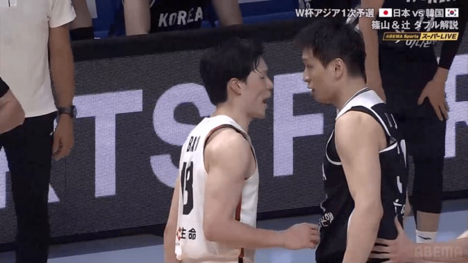 「ふざけるな！」韓国の“危険な押し倒し→逆ギレ”に馬場雄大が激昂！仲間を守る男気に「ホーキンソンのためにありがとう」【バスケ日韓戦】 4枚目