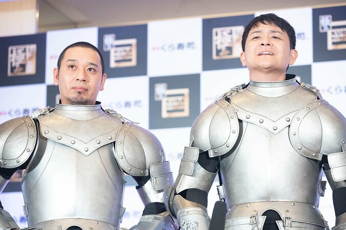 千鳥ノブ、高齢の父にシニアカーをプレゼント　「犬の餌を与える移動に使う」と嘆く 14枚目