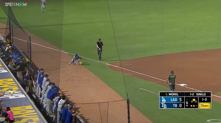 【映像】大谷、ルーキーのハッスルプレーに“ひっそり拍手”