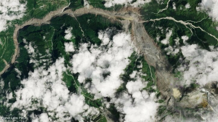 8月28日撮影　氷河崩落現場付近
