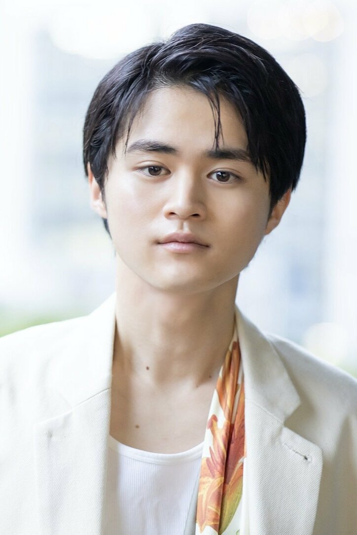鈴鹿央士、『星空のむこうの国』で大好きな初ファンタジーに挑戦 学生時代は「ハリー・ポッター」似!?