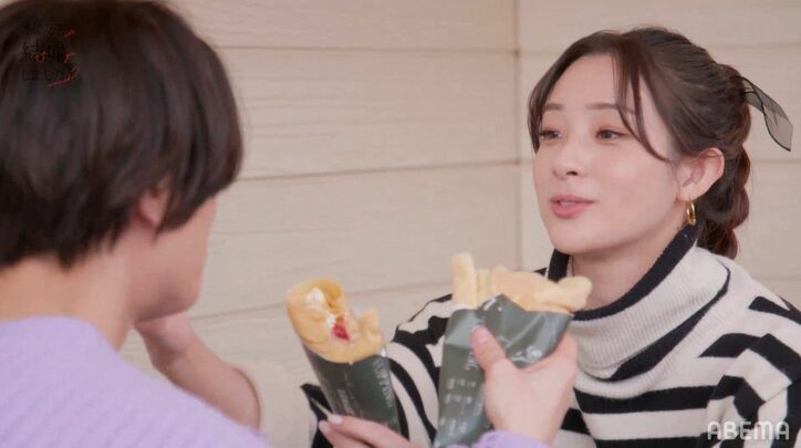 足立梨花、夫の頬についた生クリームを指で…塩野瑛久とクレープ"あーん"に千鳥ノブ興奮「これです！」『私たち結婚しました2』第4話