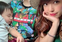 アレクサンダー『飛んでます❤️ おちび寝ちゃった^ ^』