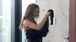 21歳で専属モデル中に妊娠 可愛すぎる顔面と最強ボディの若ママが“大人の本”に手を伸ばし「え、見るの！？」