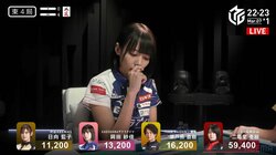 うーん、どれを切ろう？美人雀士のお悩みポーズにファン「セクシー長考」「ずっと見られる」／麻雀・Mリーグ