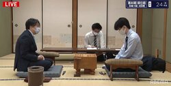 藤井聡太王位・棋聖、振り飛車党・久保利明九段と予想通りの対抗形に／将棋・順位戦B級1組