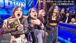 女子レスラー7人大乱闘→マイクが拾った衝撃暴言に全米騒然 「おい、ナメんなオラ！」日本人王者、メンチ切りブチギレも屈辱の敗走