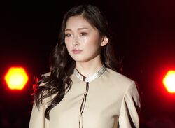 身長175センチ・ゆうちゃみ「全身姿エゲツない！」「スタイルヤバ過ぎ」清楚なスーツ姿で圧倒的存在感放つ