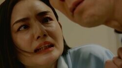 津田健次郎との不倫に溺れる美人ナース、二股発覚で怒り爆発！相手を殺そうとするも…衝撃展開に視聴者戦慄「まさかの退場？！」『グレイトギフト』5話