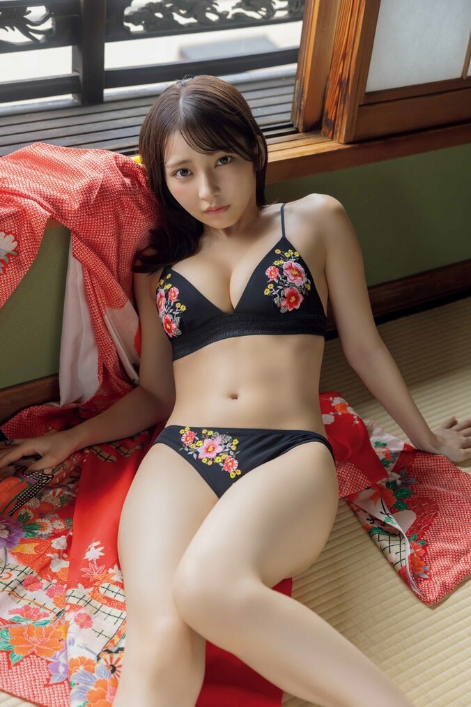 （C）十味 from #2i2／白泉社　撮影／西條彰仁