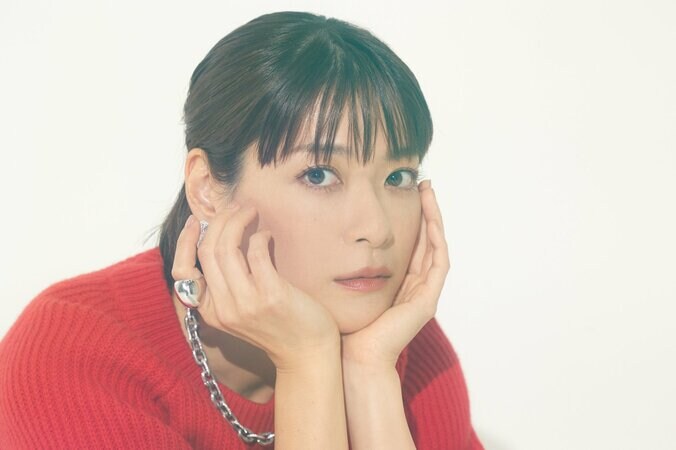 上野樹里、7年ぶりの映画出演で林遣都と初共演「いいコンビになるのではと手応えを得ました」『隣人X -疑惑の彼女-』インタビュー 5枚目