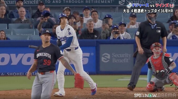 【写真・画像】ド軍、最速167キロ右腕が痛恨の“大暴投” 「痛すぎる」「握ってなかったんでしょうね」元MLB解説者が苦言、フリーマンも呆然　1枚目