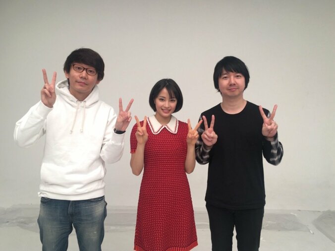 広瀬すず、早口言葉で必死に歌う「思い出マシマシマジック」 動画オフショット公開 1枚目