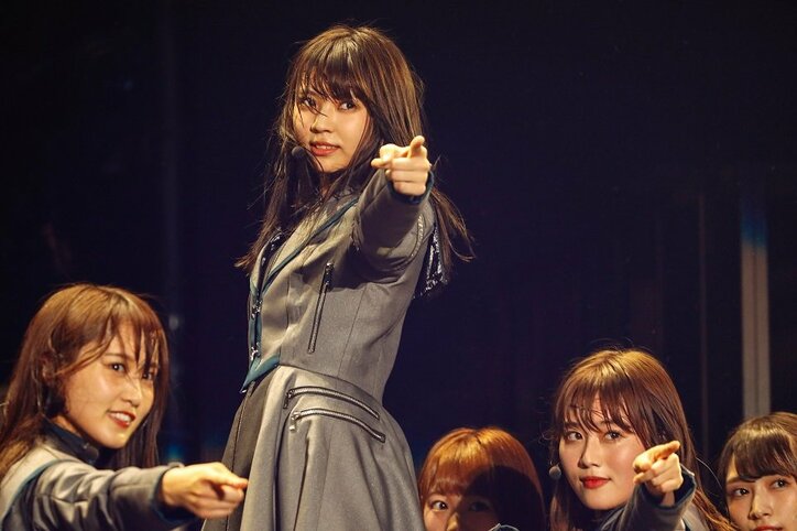 平手友梨奈・志田愛佳が不在の欅坂46、全員で取り組んだ2周年ライブ