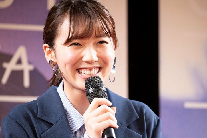 飯豊まりえ、コンプレックスは「顔が薄いこと」