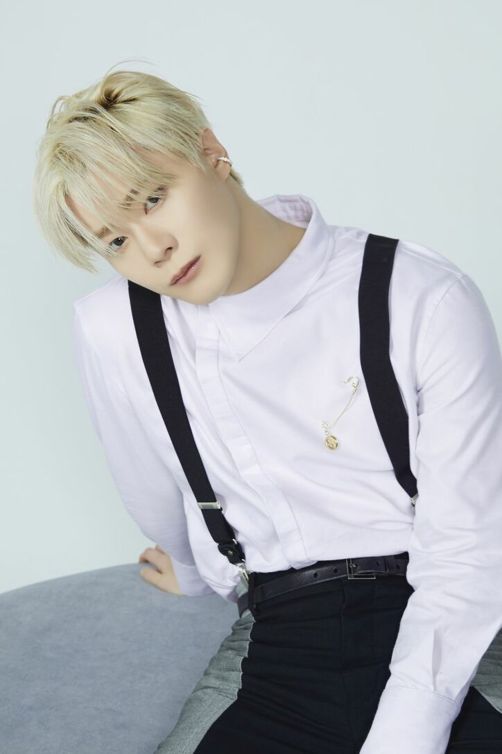 ASTROムンビン＆サナが致命的なセクシーカムバック！「2023年は、香りのように自分たちの魅力が広がる1年に」