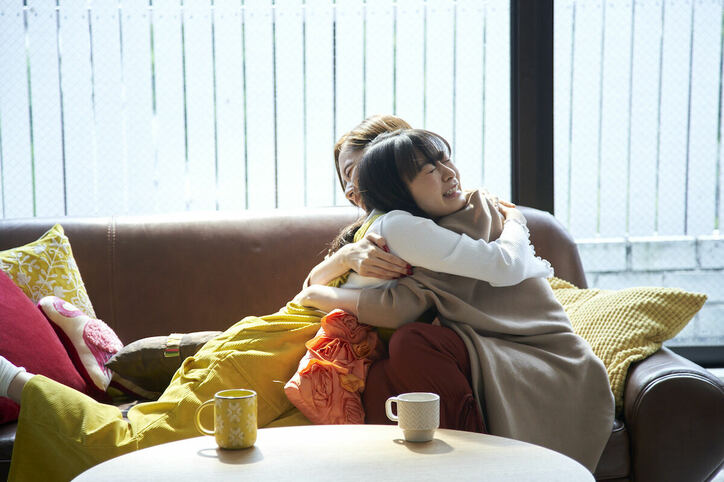 森七菜&堀田真由の仲良し親友ショットが到着 映画『ライアー×ライアー』