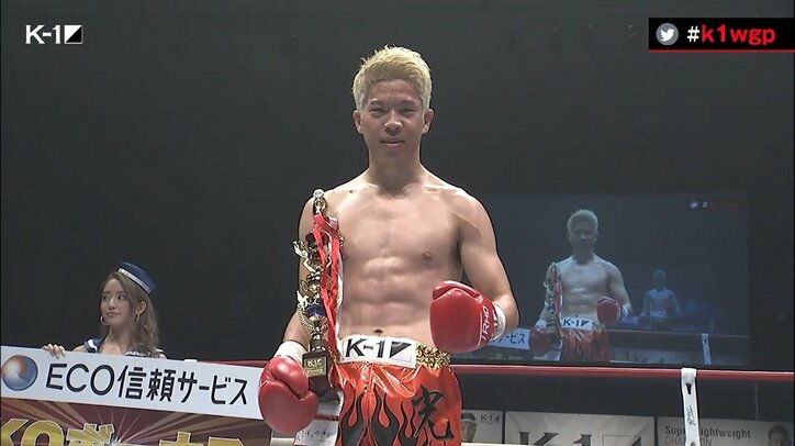 「一撃で終わらせた」実況驚愕！ 渾身の右フック、“グニャリ”と崩れ落ちる衝撃KO決着