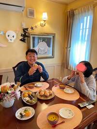 花田虎上『ハロウィンパーティー』