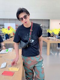 川崎希『iphoneを買いに来たよ~♡』