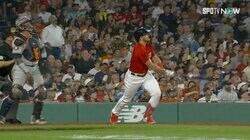 吉田正尚同僚がグリーンモンスターどころかその上のスタンドも越える1発 「めっちゃ飛んだ」「あんな高いところw」ファン興奮