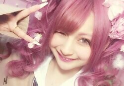 一世風靡したギャルタレント、女子高生時代の写真に驚きの声「神奈川県で下から3番目の高校に通っていた」