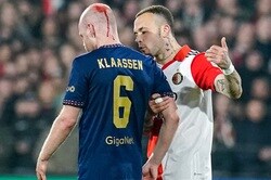 “血のスキャンダル”の余波…アヤックスMFが投てき物で頭部負傷、オランダ首相も苦言を呈する