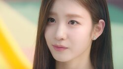 指一本で誰でもバズらせることができる…人気インフルエンサーが韓国芸能芸術高校の頂点に！しかし唯一手に入れられないモノとは？見慣れたハイティーンドラマとは一味違う『バズハート』が話題