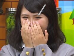 “大バズりJK”おひなさま「恥ずかしい」大胆衣装でプリンセスのような姿に「きれい！」絶賛の声集まる