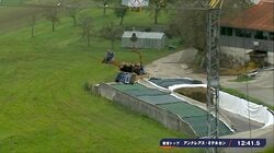 なんだコレ！？世界最速ラリーで破天荒な「観客席」が話題沸騰 まさに「天空シート」あり得ない光景に視聴者騒然