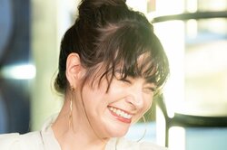 モデル・瑛茉ジャスミン、カップル成立！お相手は人気の歌うまYouTuber「ビビッと来た」